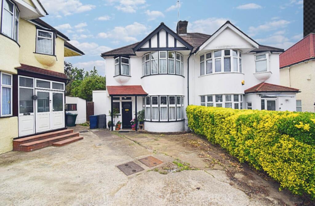 Main image of property: Southfields, London