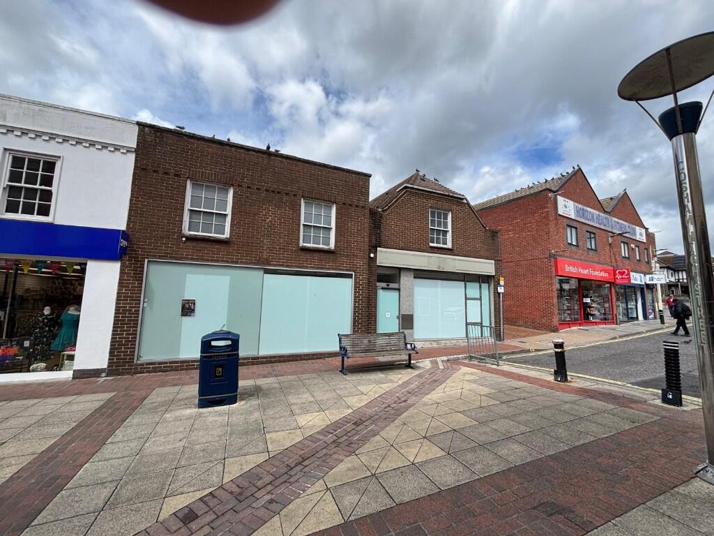 Main image of property: 10-12 High Street, Portsmouth, Hampshire, PO6 3BZ