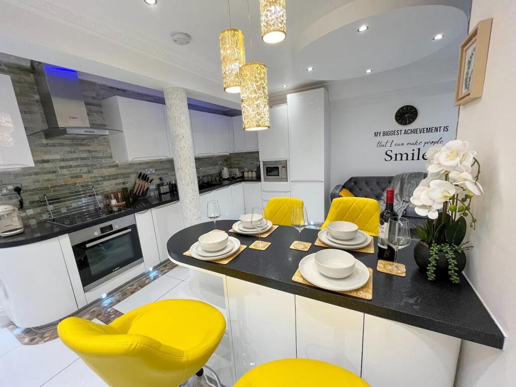 Main image of property: Portnall Road, London