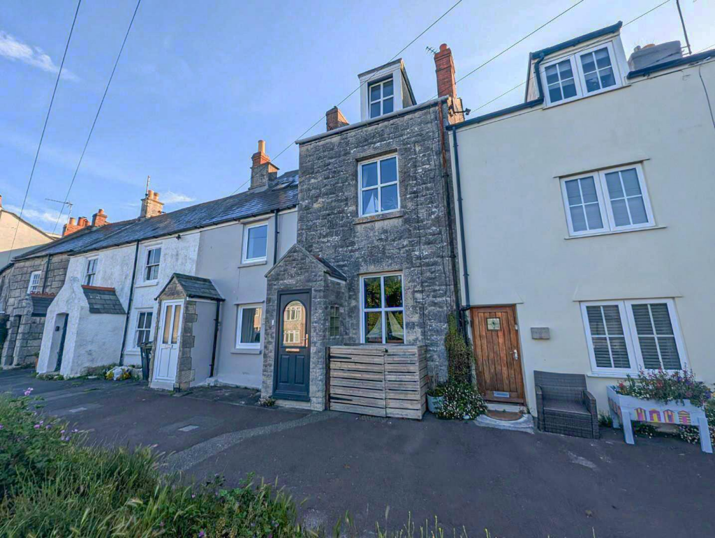 Main image of property: Wakeham, Portland