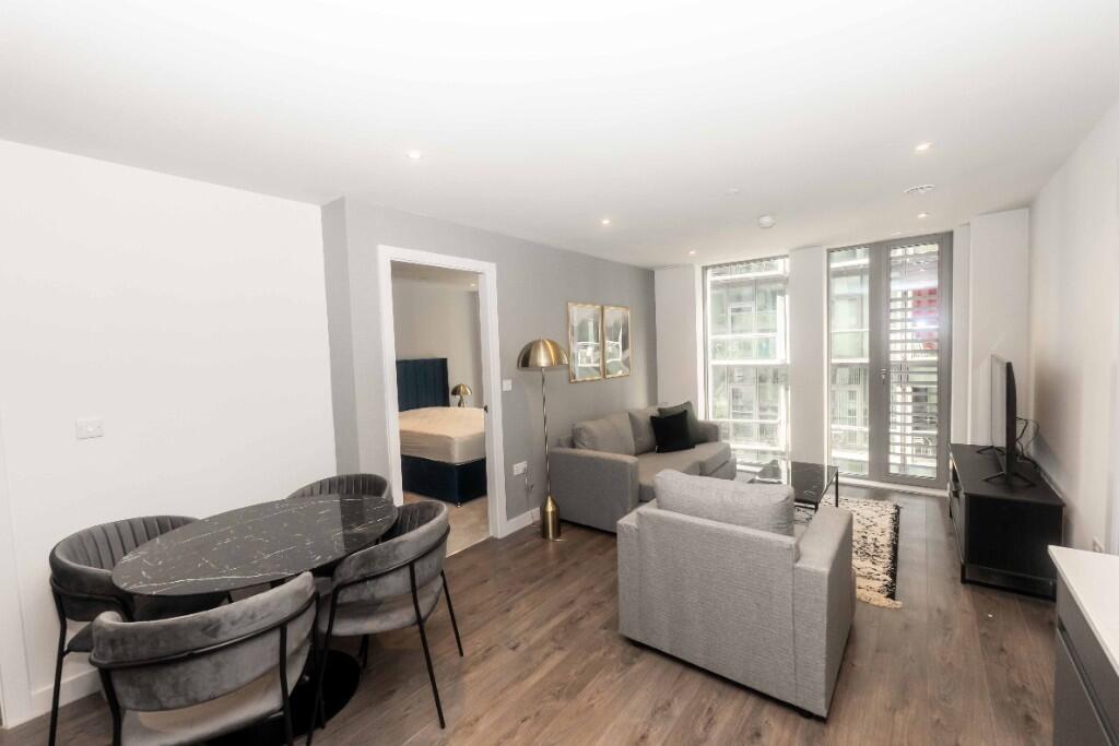 Main image of property: Greengate, Manchester, Greater Manchester, M3