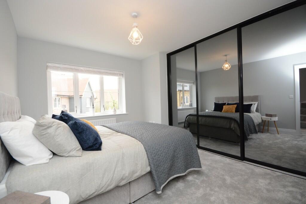 Additional property image - Hawthorn Close, Bicknacre, 
CM3 4FQ