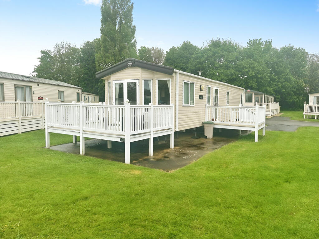 Main image of property: Willow View, Cotswold Hoburn, GL7 5
