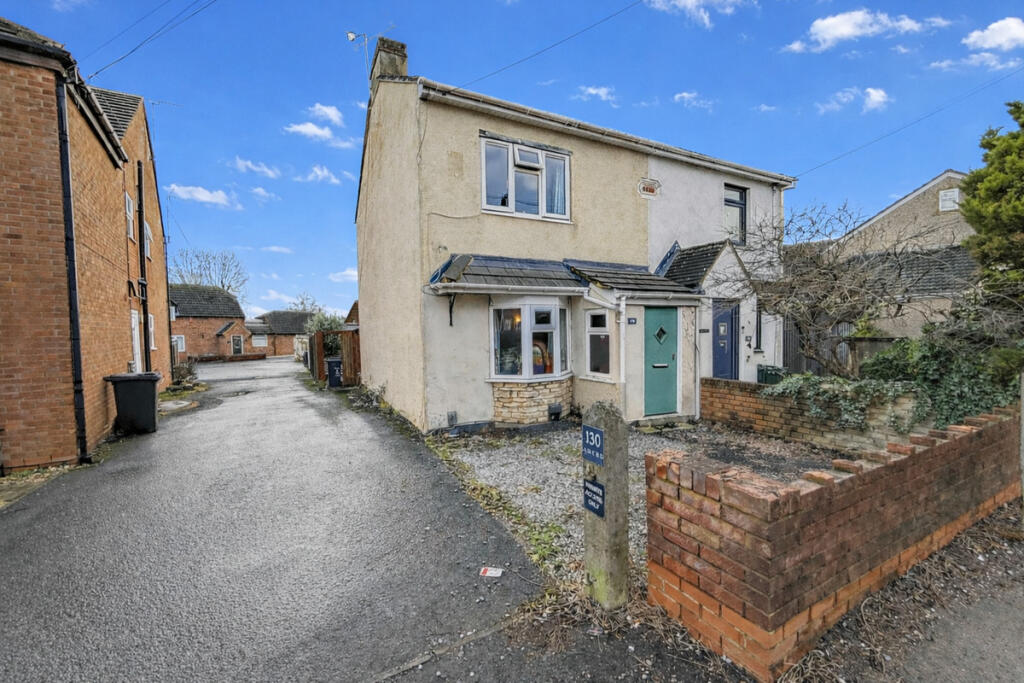 Main image of property: Beechcroft Road, Swindon, SN2 7