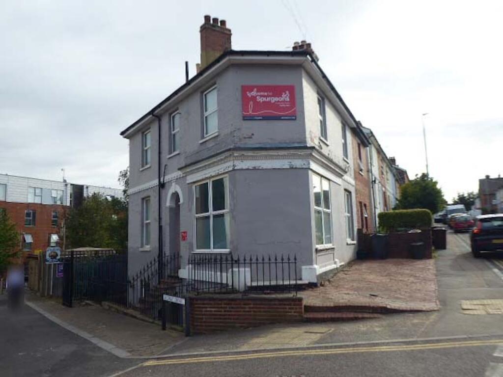 Main image of property: 160 St. James Road, Tunbridge Wells, TN1 2HE