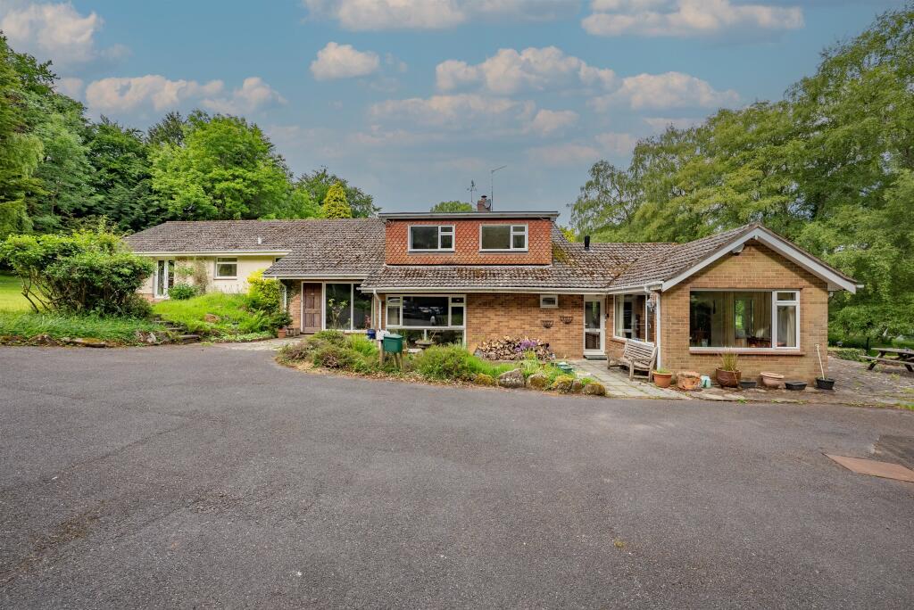 Main image of property: The Narth, Monmouth