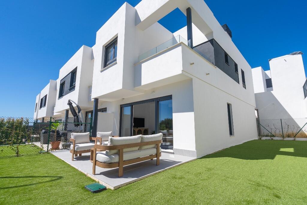 Main image of property: La Cala De Mijas, Málaga, Andalusia