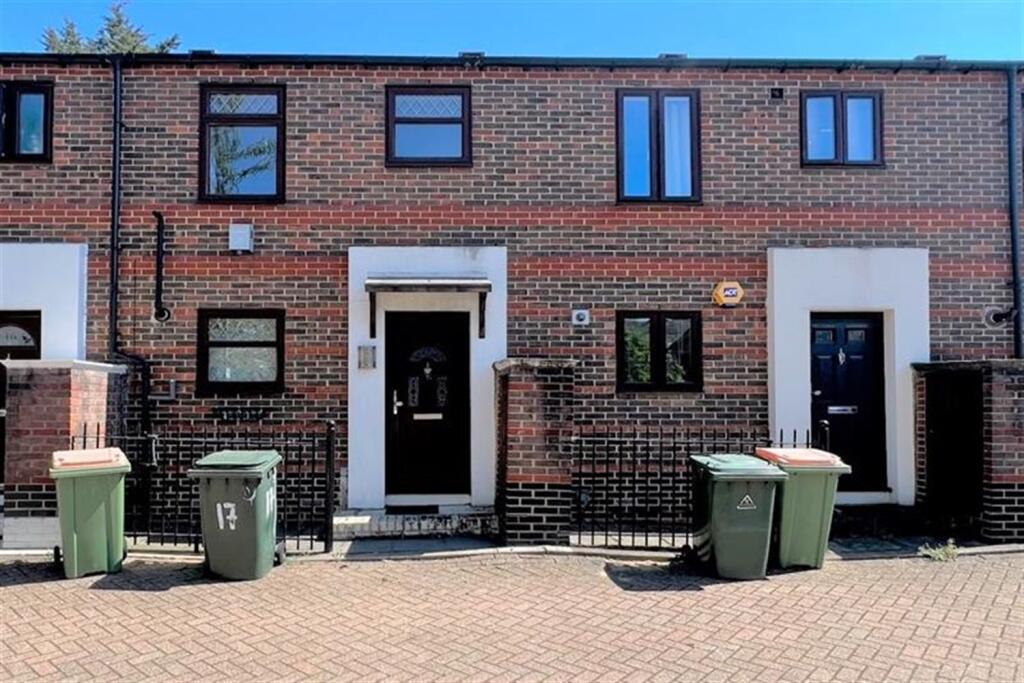 Main image of property: Stonechat Square, E6