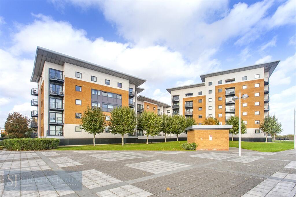 Main image of property: Inverness Mews, E16