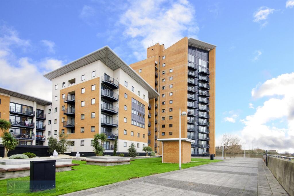 Main image of property: Hull Place, Galleons Lock, E16