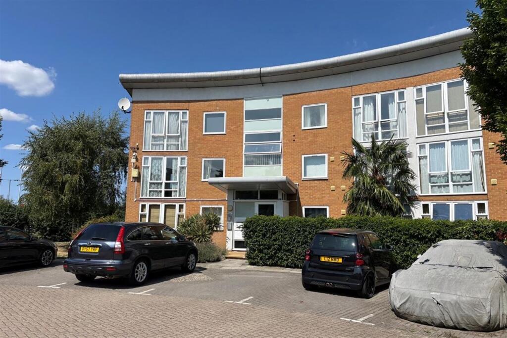 Main image of property: Grimsby Grove, E16