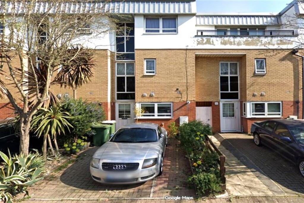 Main image of property: Elderberry Way, E6