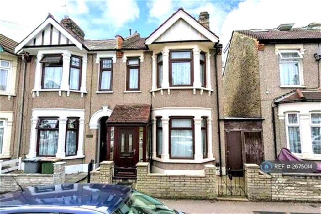 Main image of property: Chesley Gardens, E6