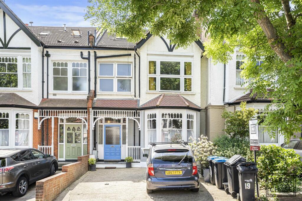 Main image of property: Fox Lane, Palmers Green, London, N13