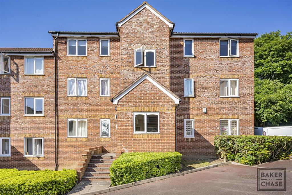 Main image of property: Ashfield Road, Southgate, London, N14