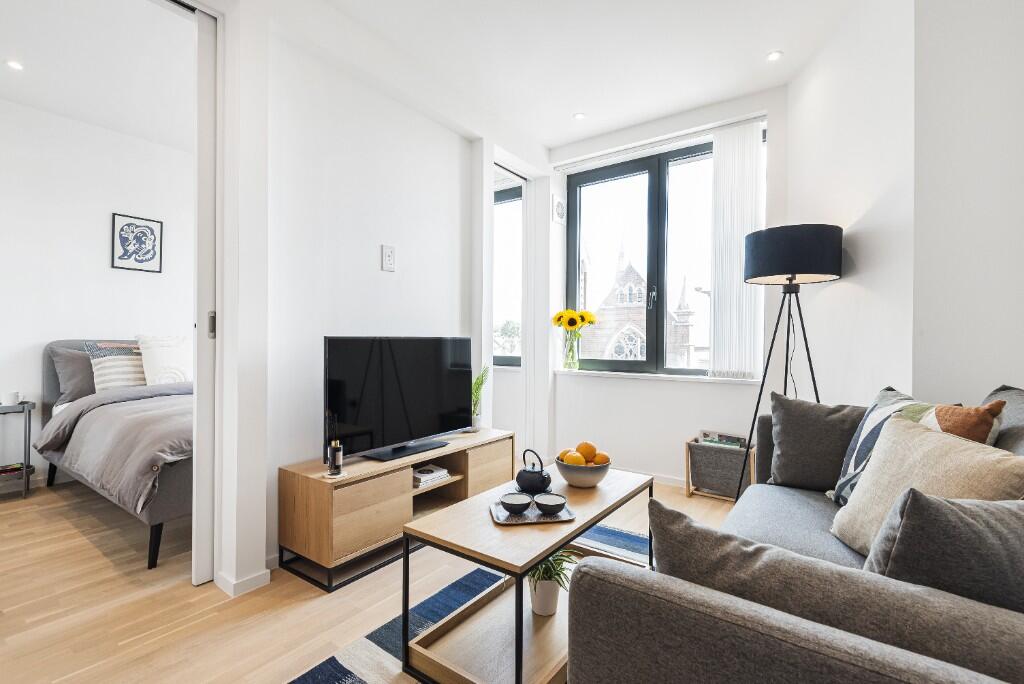 Main image of property: Gravity Royal Heights, 59 Queens Road, Reading, Berkshire, RG1