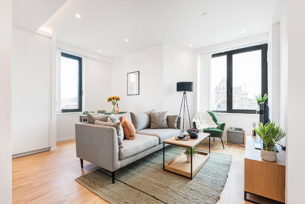 Main image of property: Gravity Royal Heights, 59 Queens Road, Reading, Berkshire, RG1