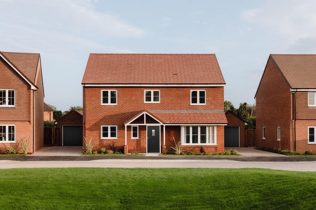 Main image of property: Walkern Road,
Watton At Stone,
Hertfordshire,
SG143RQ