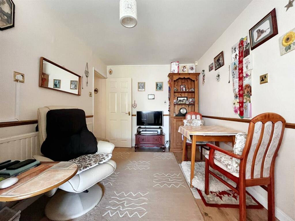 Additional property image - Shelley Road, Westfield