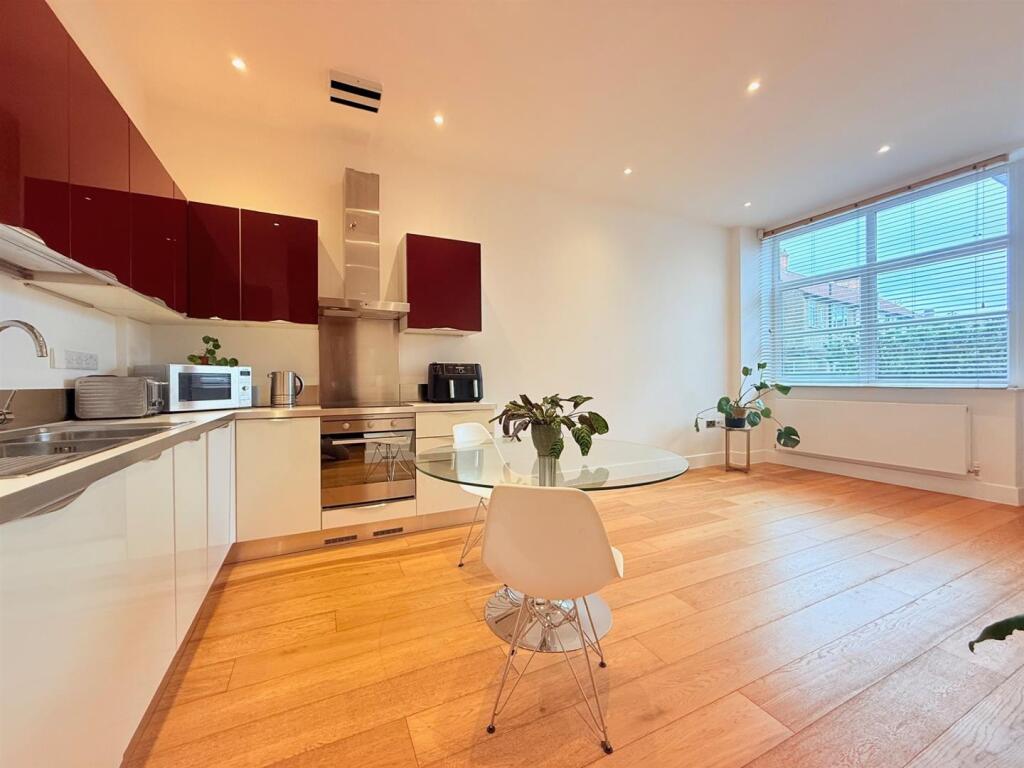 Main image of property: Croydon Road, Beckenham