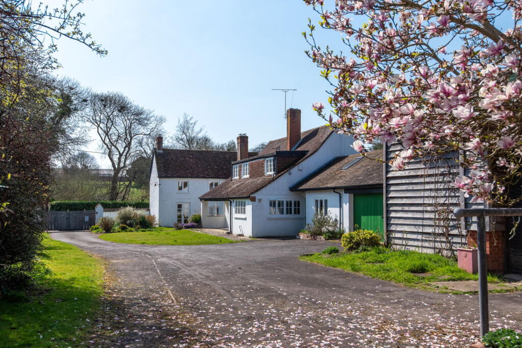 Main image of property: Farley Street, Nether Wallop, Stockbridge, SO20 8EQ