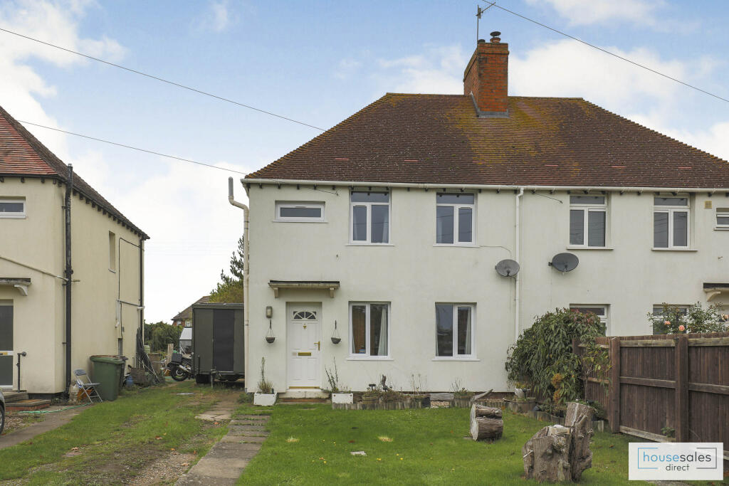 3 bedroom semi-detached house