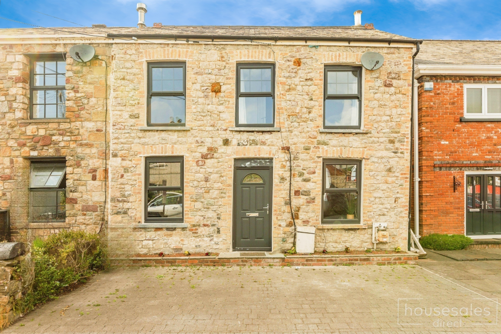 3 bedroom semi-detached house