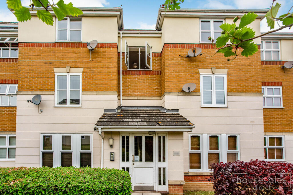 Main image of property: Merlin Close Chafford Hundred, Grays, RM16