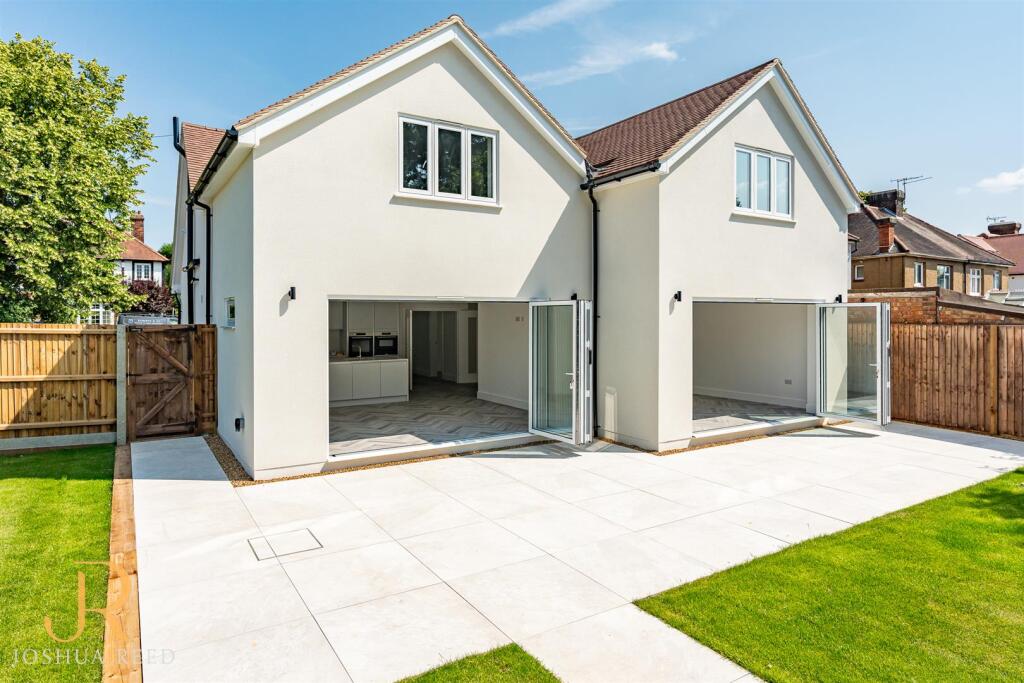 Main image of property: Albury Ride, Cheshunt