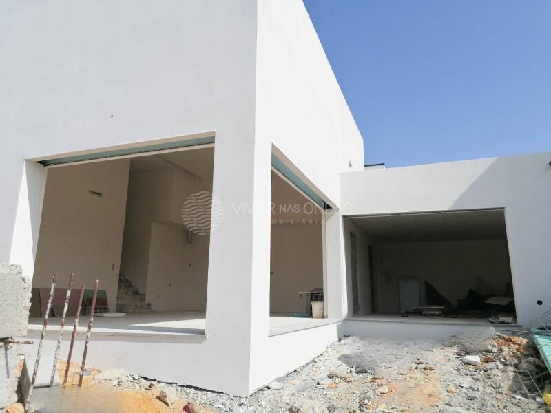 Main image of property: Setúbal, Seixal
