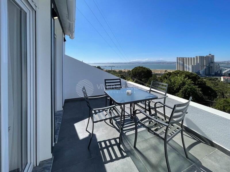 Main image of property: Setúbal, Almada