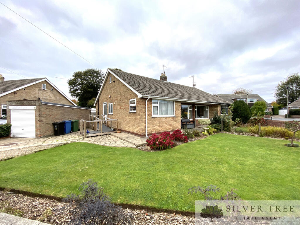 Main image of property: Lodge Close, Cayton, Scarborough, North Yorkshire