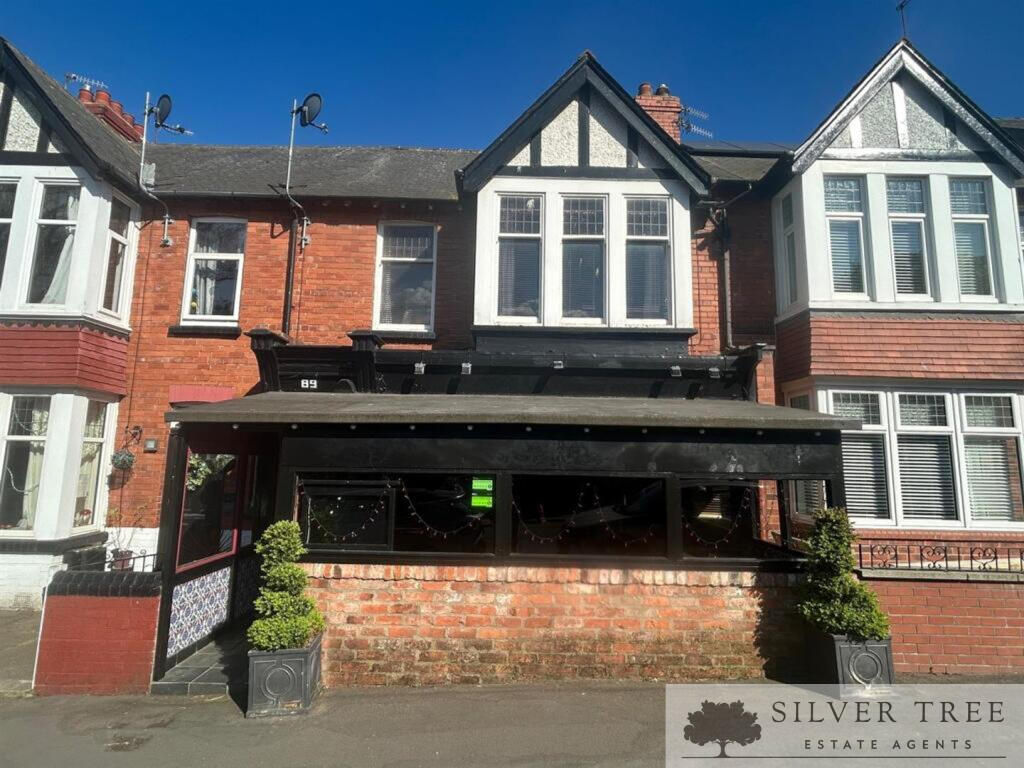 Main image of property: Az Restaurant, 89 Columbus Ravine, Scarborough, North Yorkshire