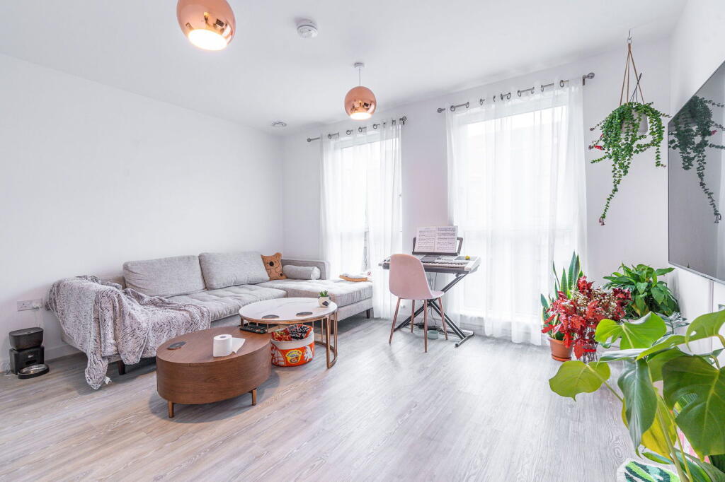 Main image of property: Cantwell House, Upton Gardens, London, E13