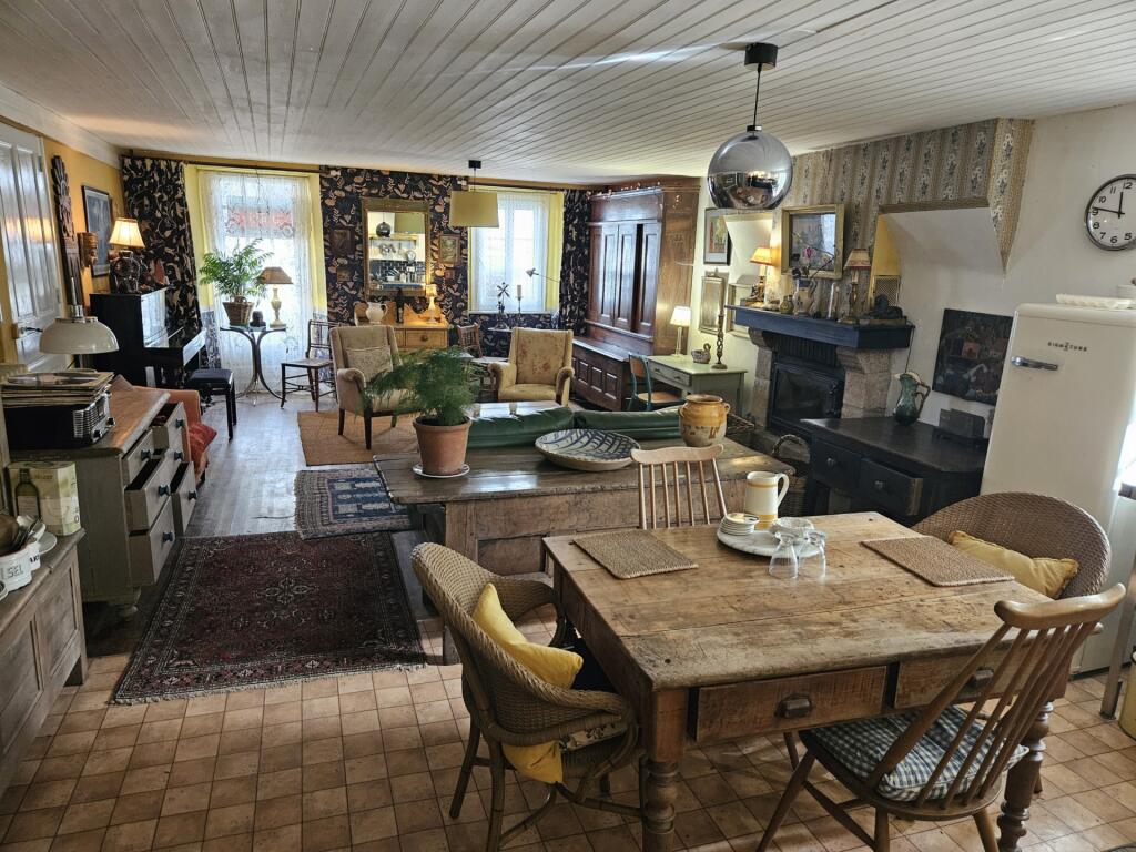 Main image of property: 56160 guemene-sur-scorff