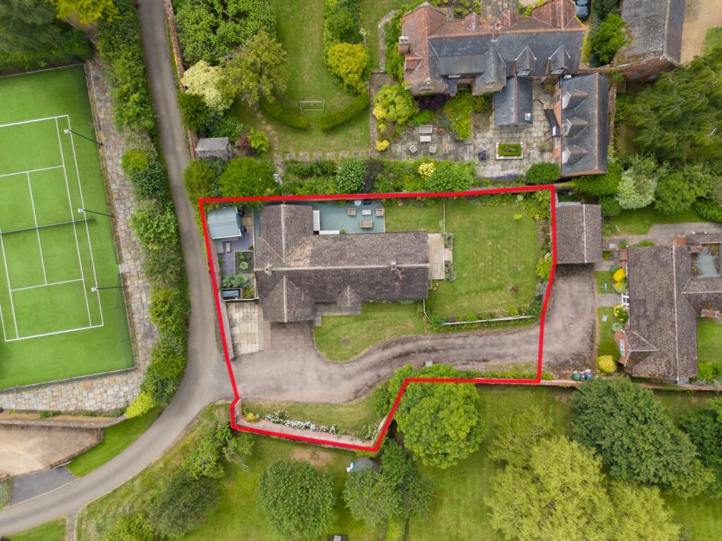 Additional property image - Old Vicarage Gardens, Old Vicarage Lane, Priors Marston, CV47