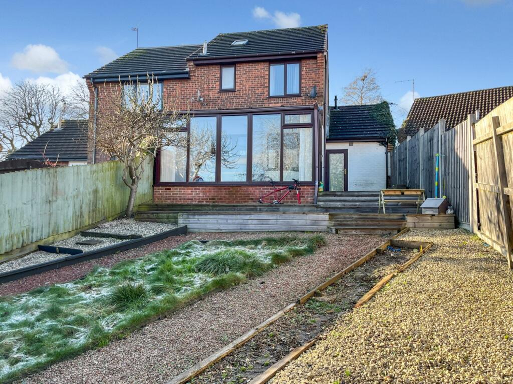 Additional property image - RUPERT KETTLE DRIVE, BISHOPS ITCHINGTON, SOUTHAM, WARWICKSHIRE, CV47