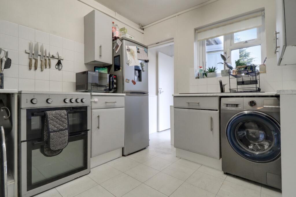 Additional property image - WINDMILL ROAD, LEAMINGTON SPA, WARWICKSHIRE, CV31