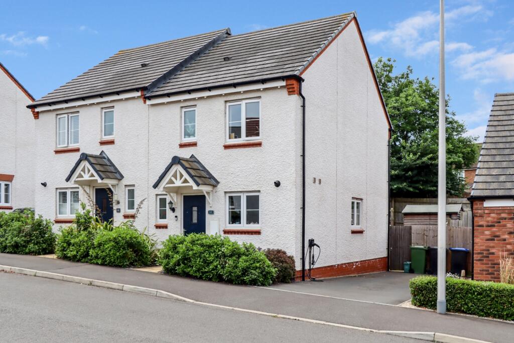 Main image of property: BLOXHAM WAY, RADFORD SEMELE, LEAMINGTON SPA, CV31