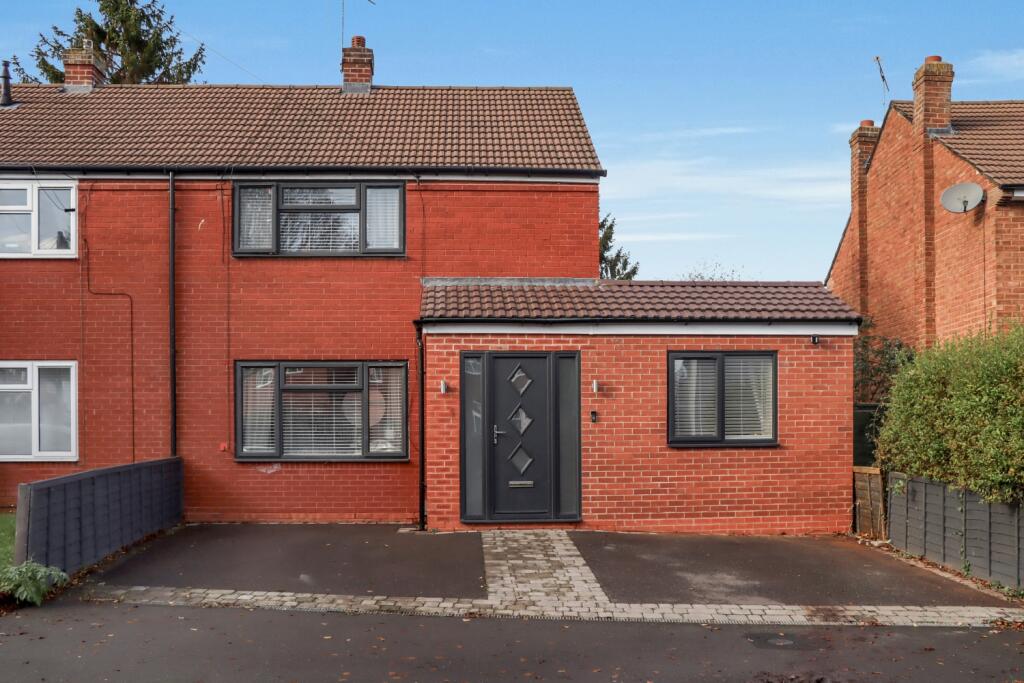 Main image of property: MASTERS ROAD, LEAMINGTON SPA, CV31