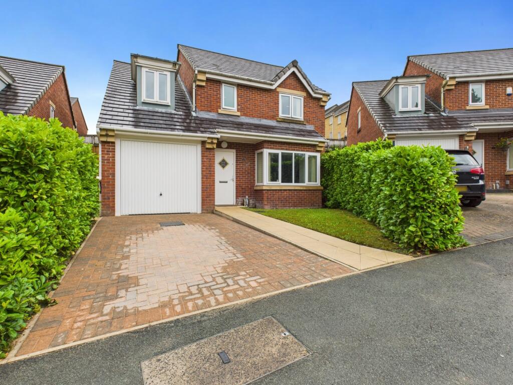 Main image of property: Viner Way, Hyde, SK14 3ET