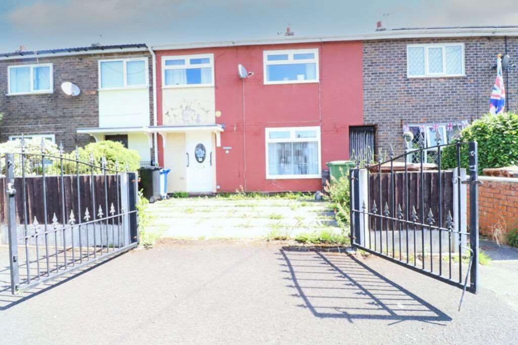 Main image of property: Cawood Square, Stockport, SK5 8JS