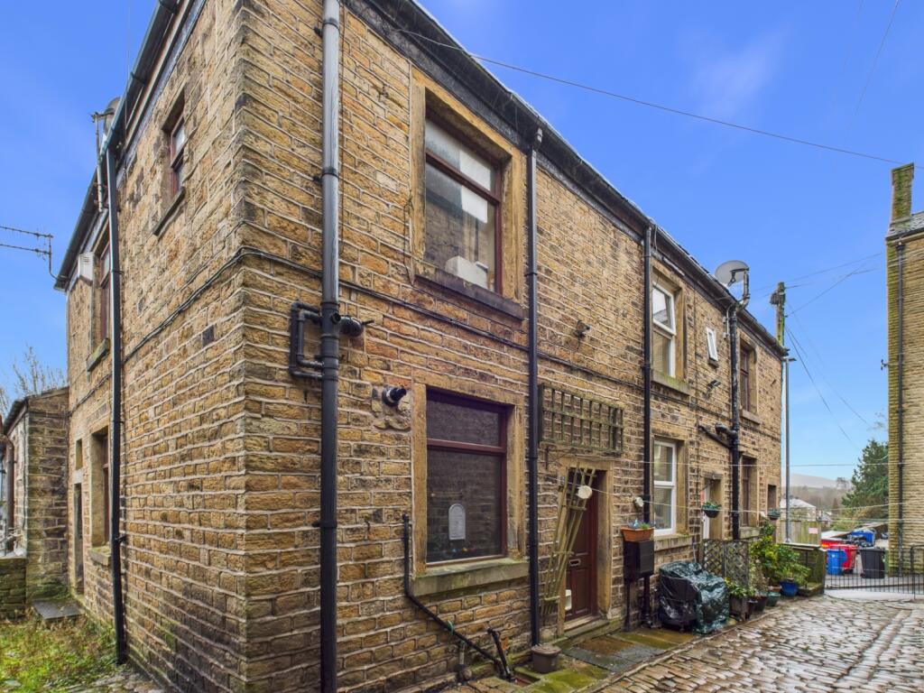 Main image of property: Yorkshire Terrace, Mossley, Ashton-under-Lyne, OL5 9AF