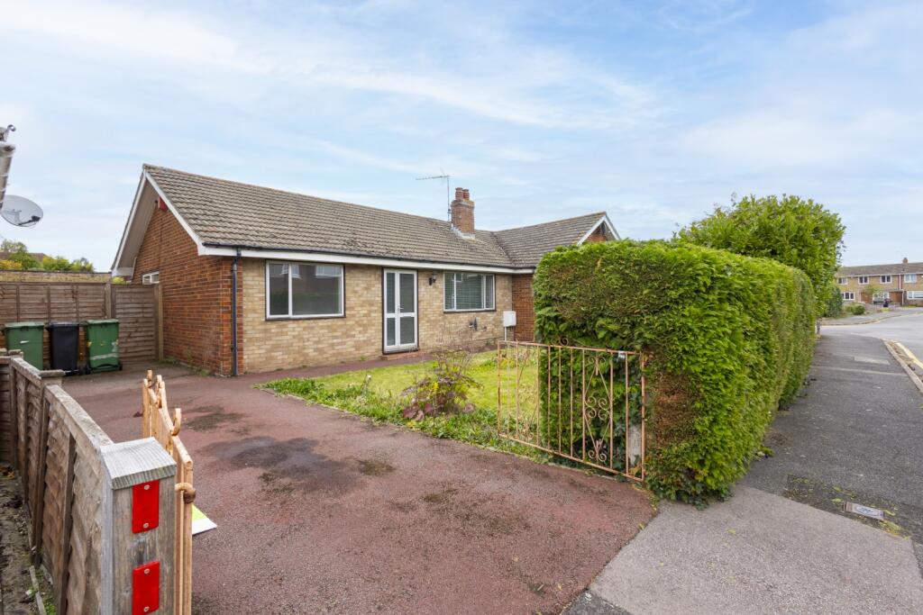 Main image of property: Rushford Close, Headcorn, Ashford, TN27 