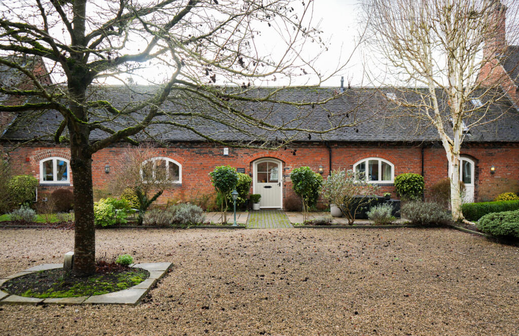 Main image of property: The Grange, Wychnor, DE13