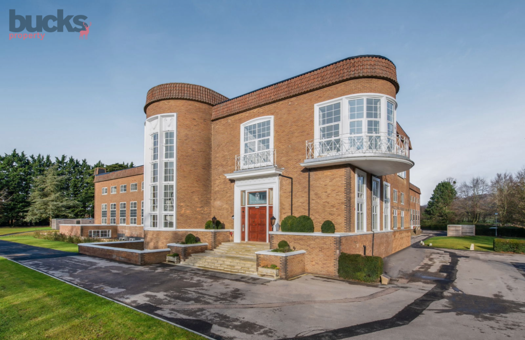 Main image of property: Wycombe Road, Saunderton, High Wycombe, Buckinghamshire, HP14 4EA