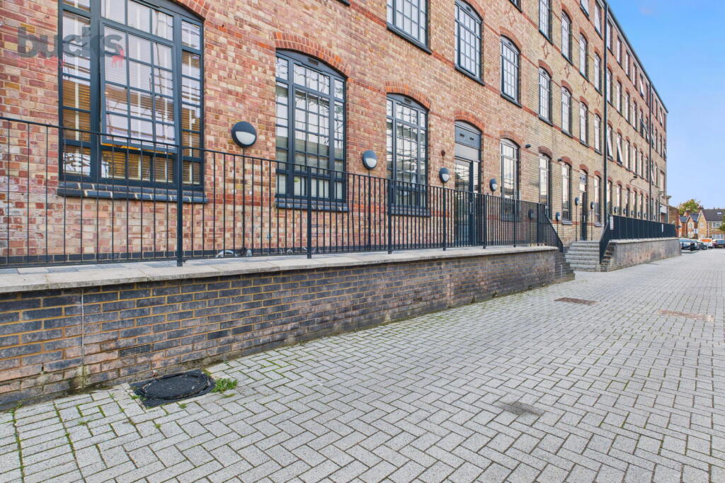 Main image of property: Leigh Street, High Wycombe , Buckinghamshire, HP11 2WR