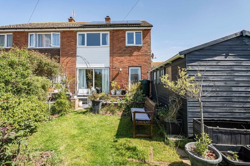 Main image of property: Kingsway, Teignmouth, TQ14