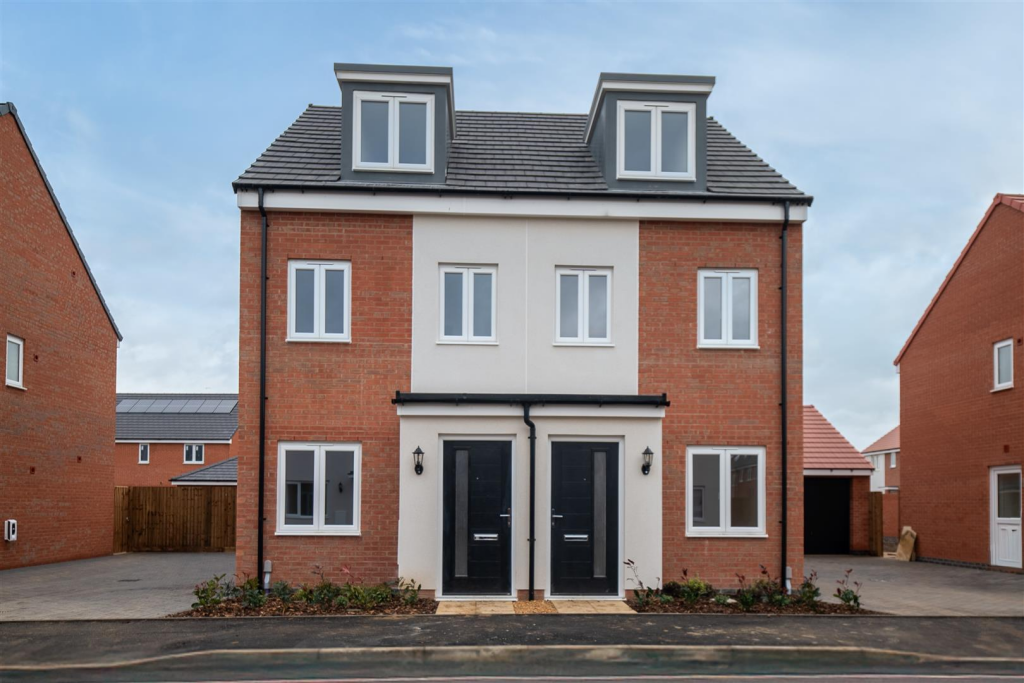 Main image of property: Speckled Wood Grove, Hethersett, NR9