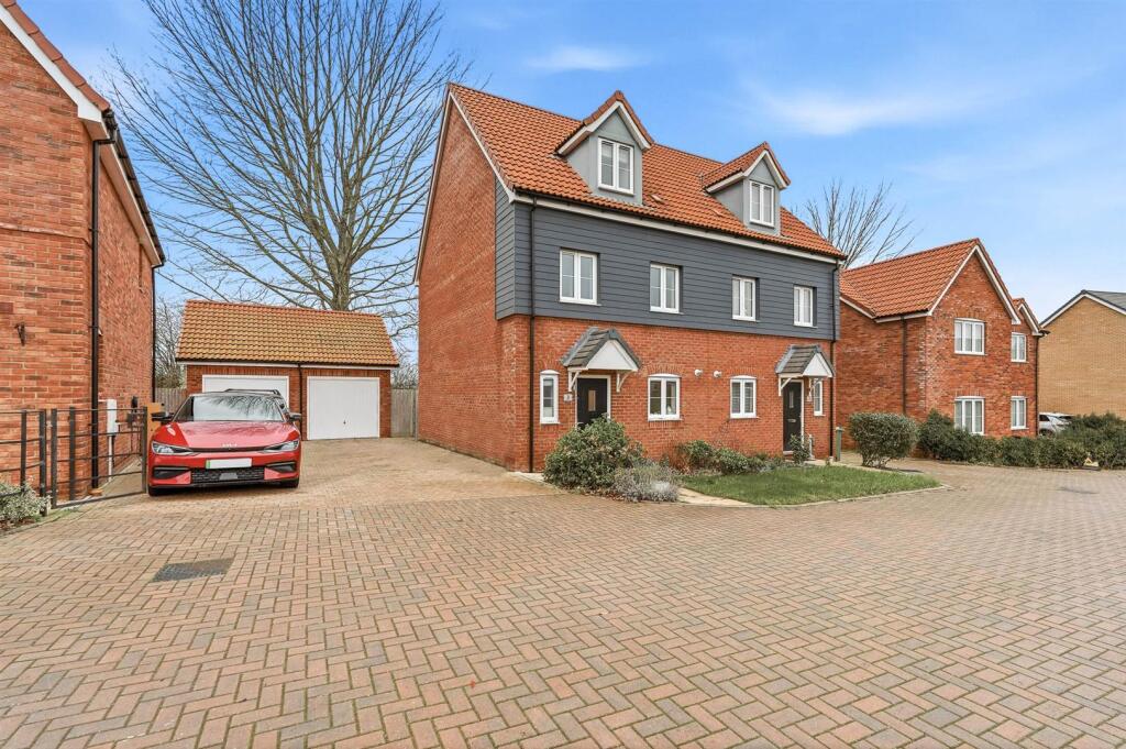Main image of property: Primrose Close, Cringleford, NR4